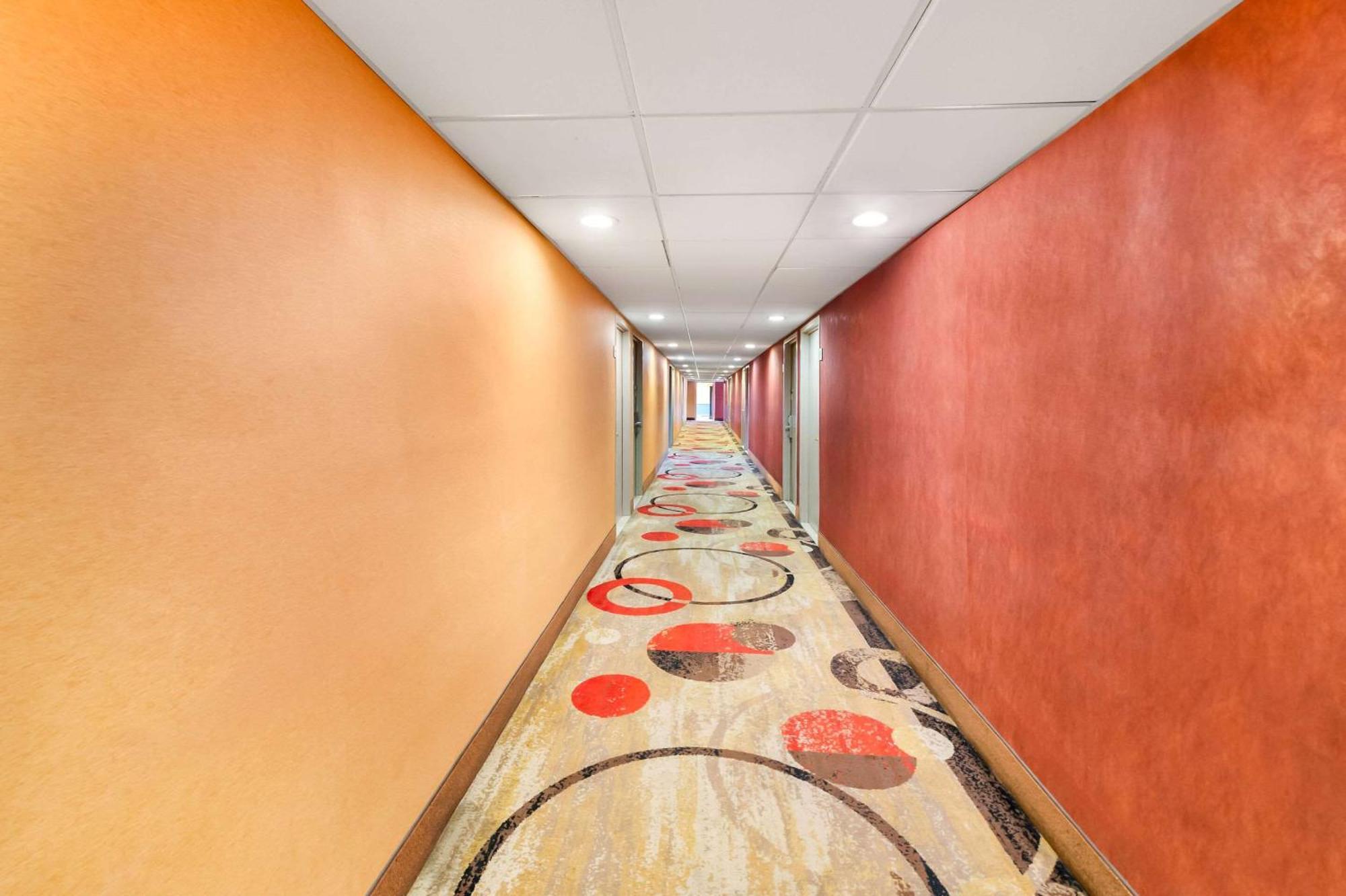 Rodeway Capri Inn